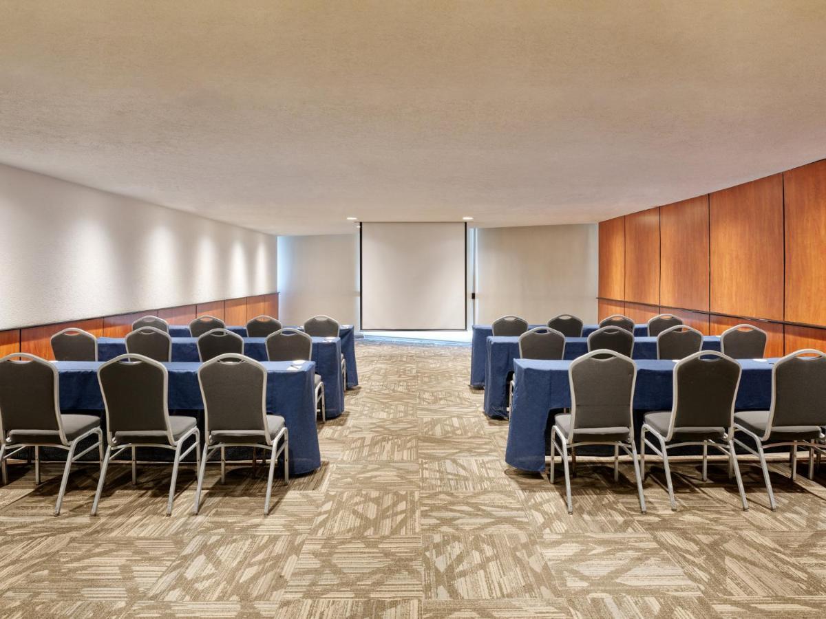 Fiesta Americana Reforma Mexico By Eksteriør billede Meeting room